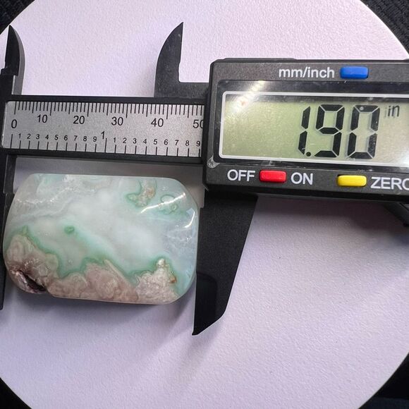 Green Flower Agate Crystal Palmstone (#8)‎ - Picture 12 of 13